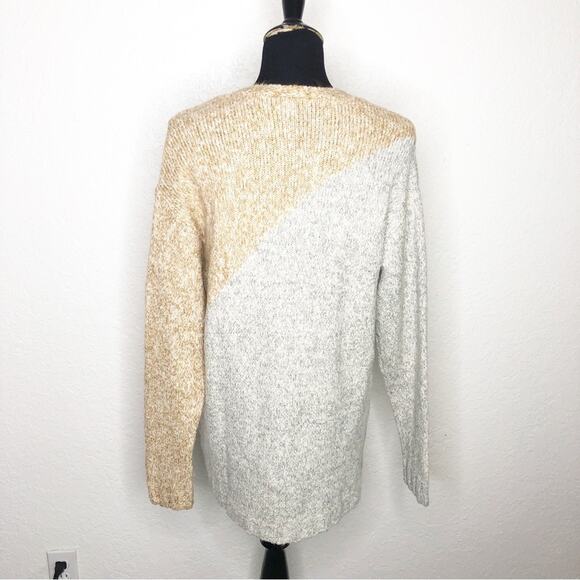 Cabi Tilt tan gray color block v neck snap front cardigan size Small #3886 - Picture 14 of 15